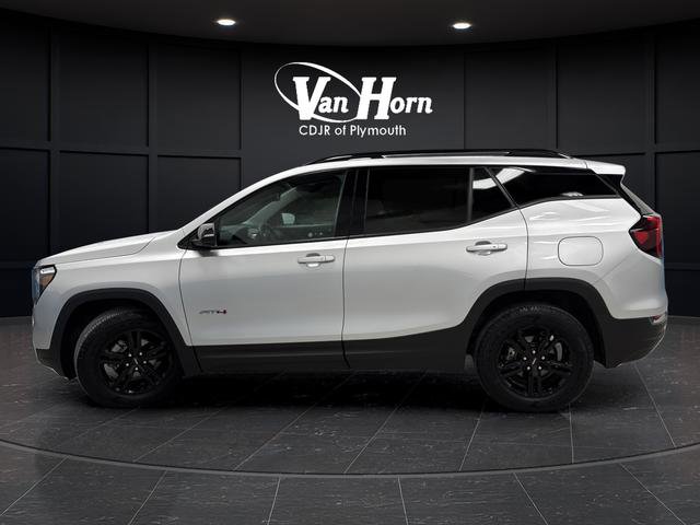 Used 2022 GMC Terrain AT4 w/ Infotainment Package II image 12