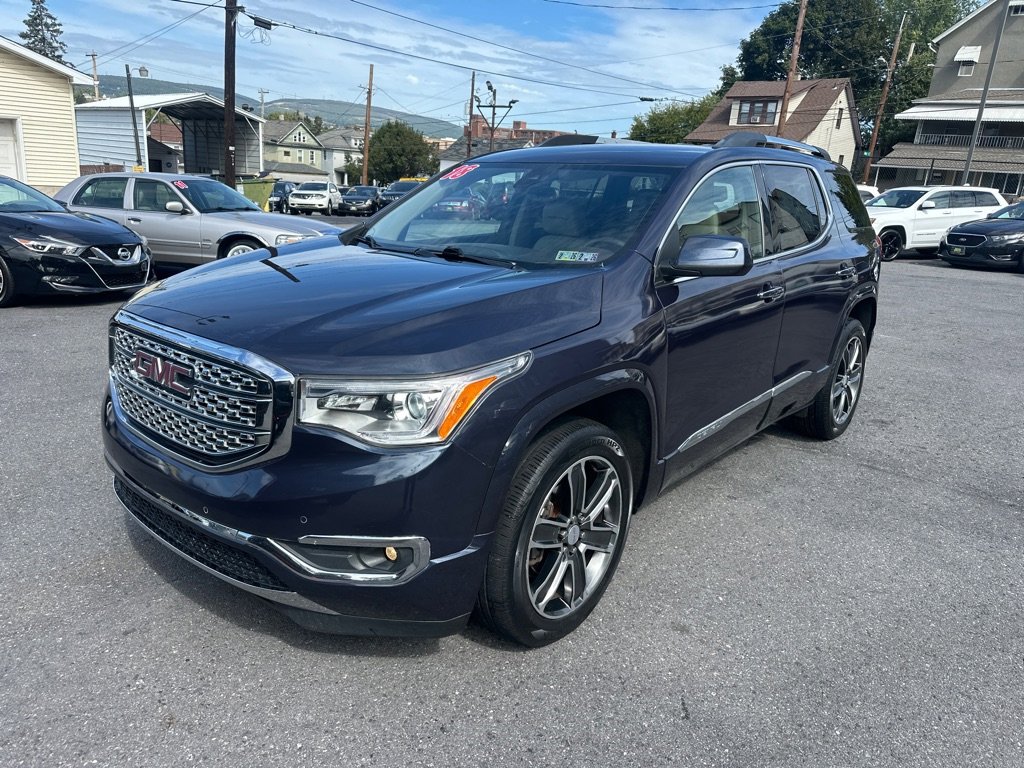 Used 2018 GMC Acadia Denali w/ LPO, Cargo Package image 2