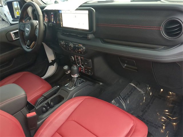 Used 2024 Jeep Wrangler Unlimited Rubicon 392 image 11