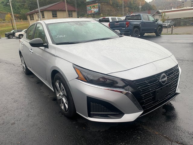 Used 2024 Nissan Altima 2.5 S image 18