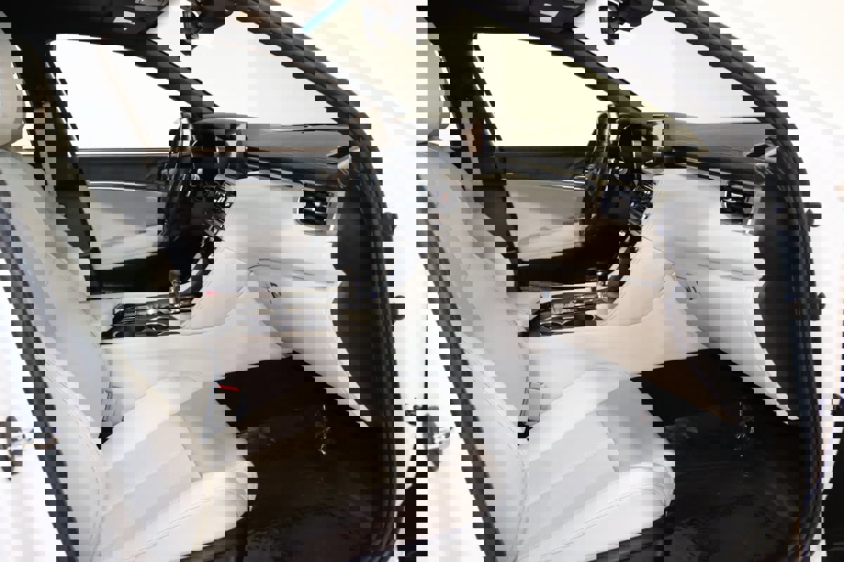 Used 2024 Genesis G70 2.5T image 53