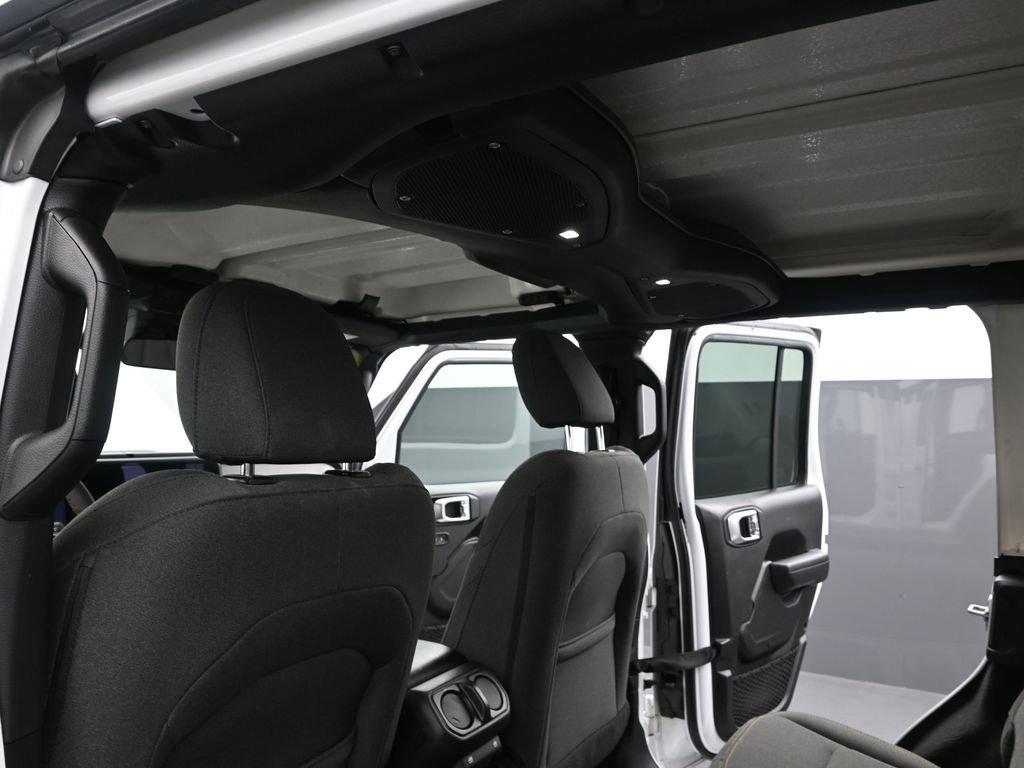 Used 2024 Jeep Wrangler Sport S image 32