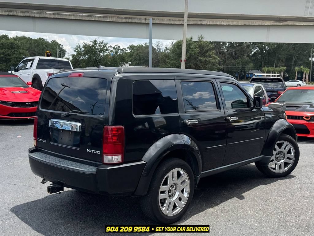 Used 2011 Dodge Nitro Heat w/ Popular Equipment Group RWD image 6