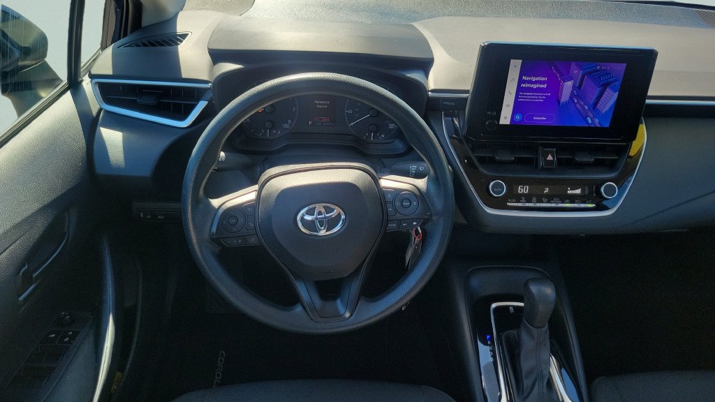 Used 2023 Toyota Corolla LE FWD image 12