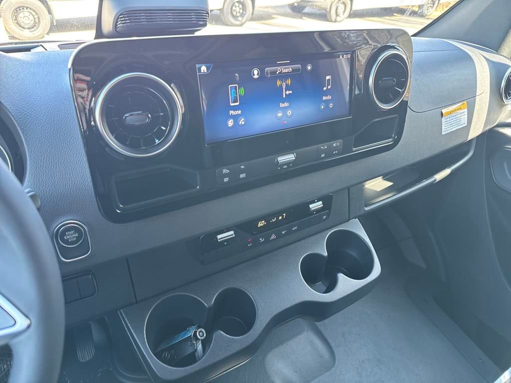 New 2025 Mercedes-Benz Sprinter 3500 image 17