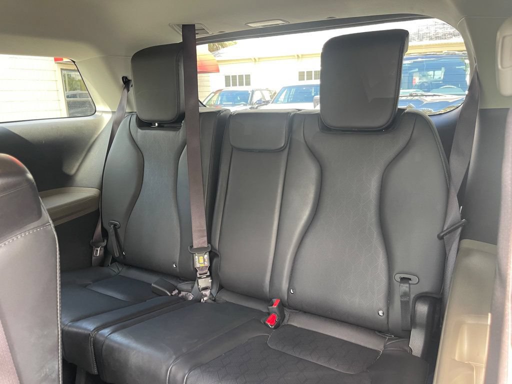 Used 2026 Kia Carnival FWD image 13