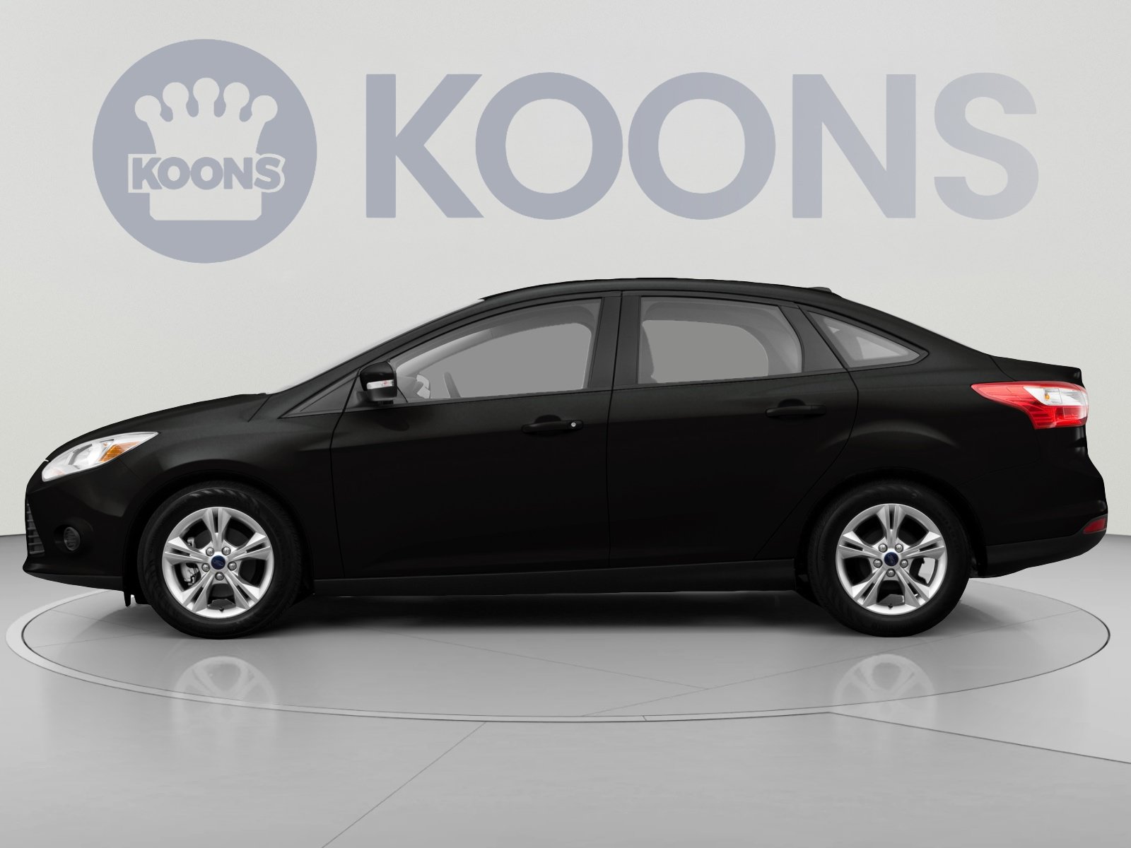 Used 2014 Ford Focus SE FWD image 2