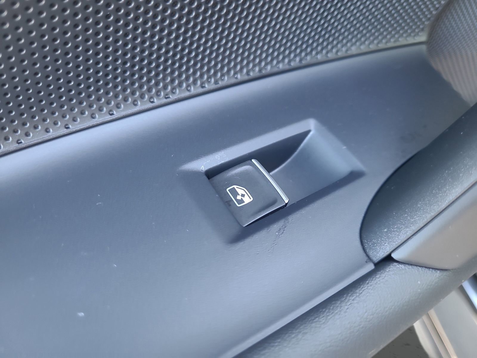 Used 2025 Audi Q5 Premium Plus w/ Premium Plus image 17