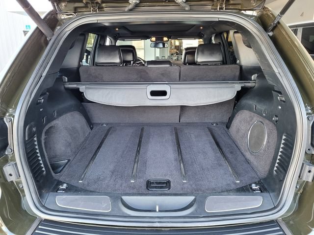 Used 2016 Jeep Grand Cherokee Limited 75th Anniversary AWD/4WD image 26