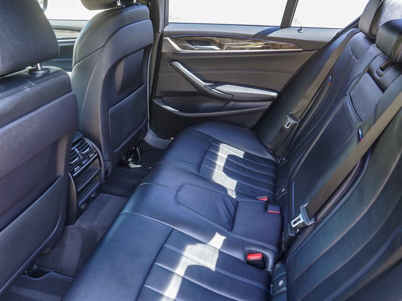 Used 2019 BMW 530e w/ M Sport Package RWD image 25