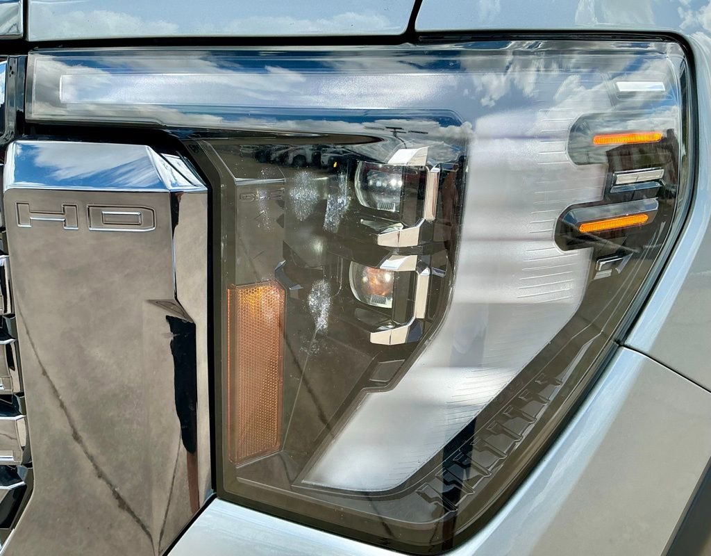 Used 2024 GMC Sierra 2500 Denali Ultimate w/ Max Trailering Package AWD/4WD image 10