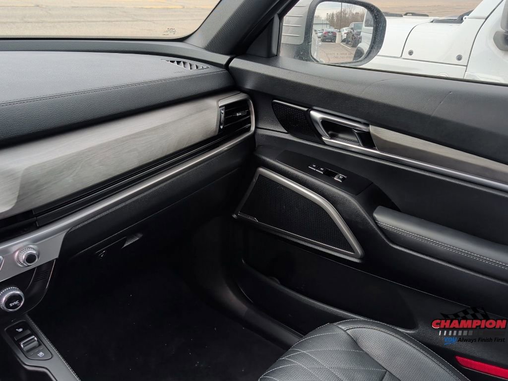 Used 2024 Kia Telluride EX X-Line AWD/4WD image 26