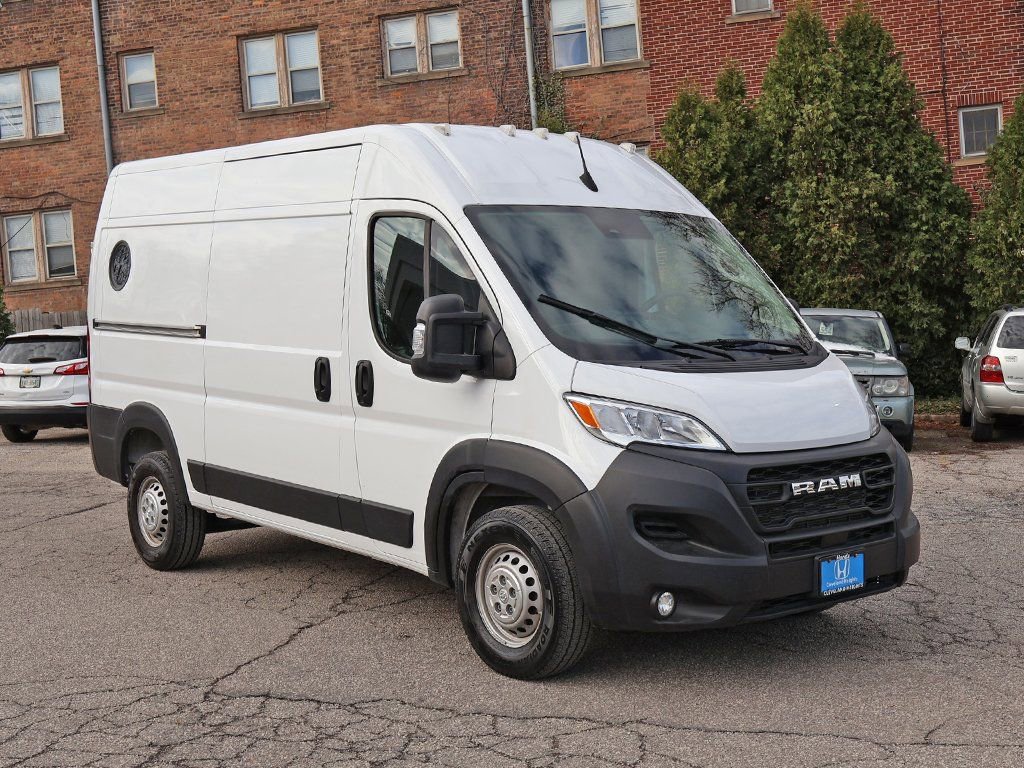 Used 2024 RAM ProMaster 1500 w/ Convenience Group image 2
