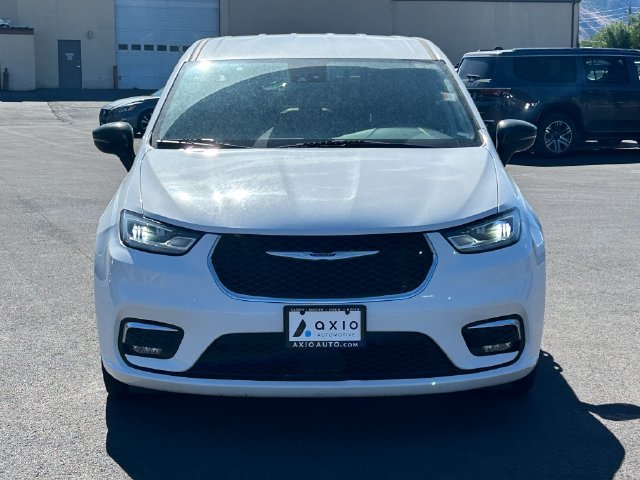 Used 2024 Chrysler Pacifica Limited FWD image 10