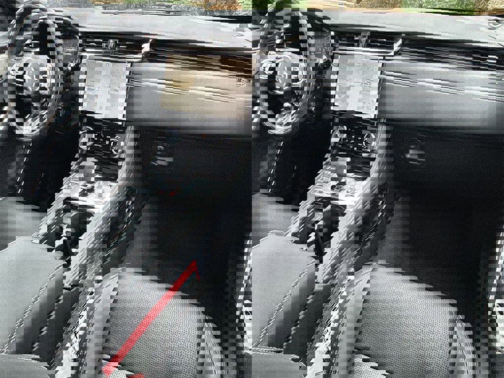 New 2026 Jaguar F-PACE R-Dynamic S image 14