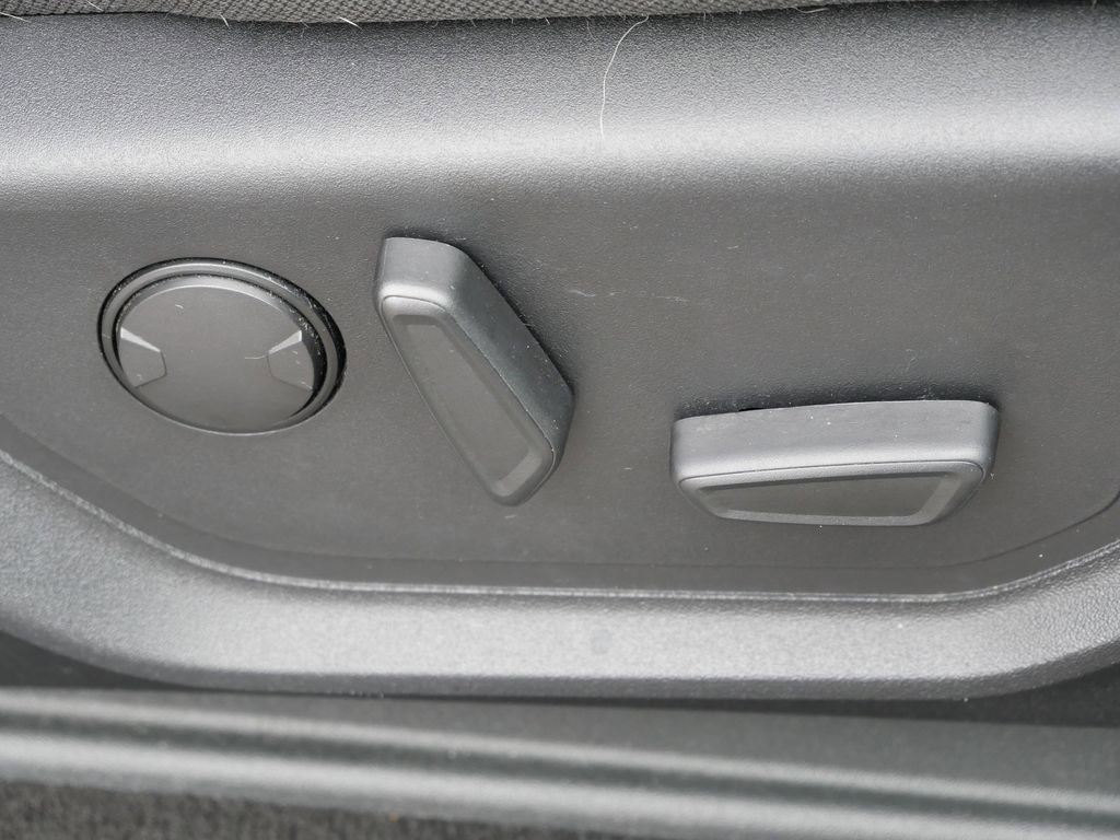 Used 2019 Ford F150 XLT w/ Equipment Group 302A Luxury image 20