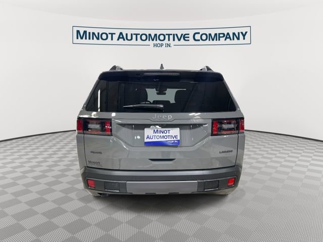 New 2026 Jeep Cherokee Laredo image 7