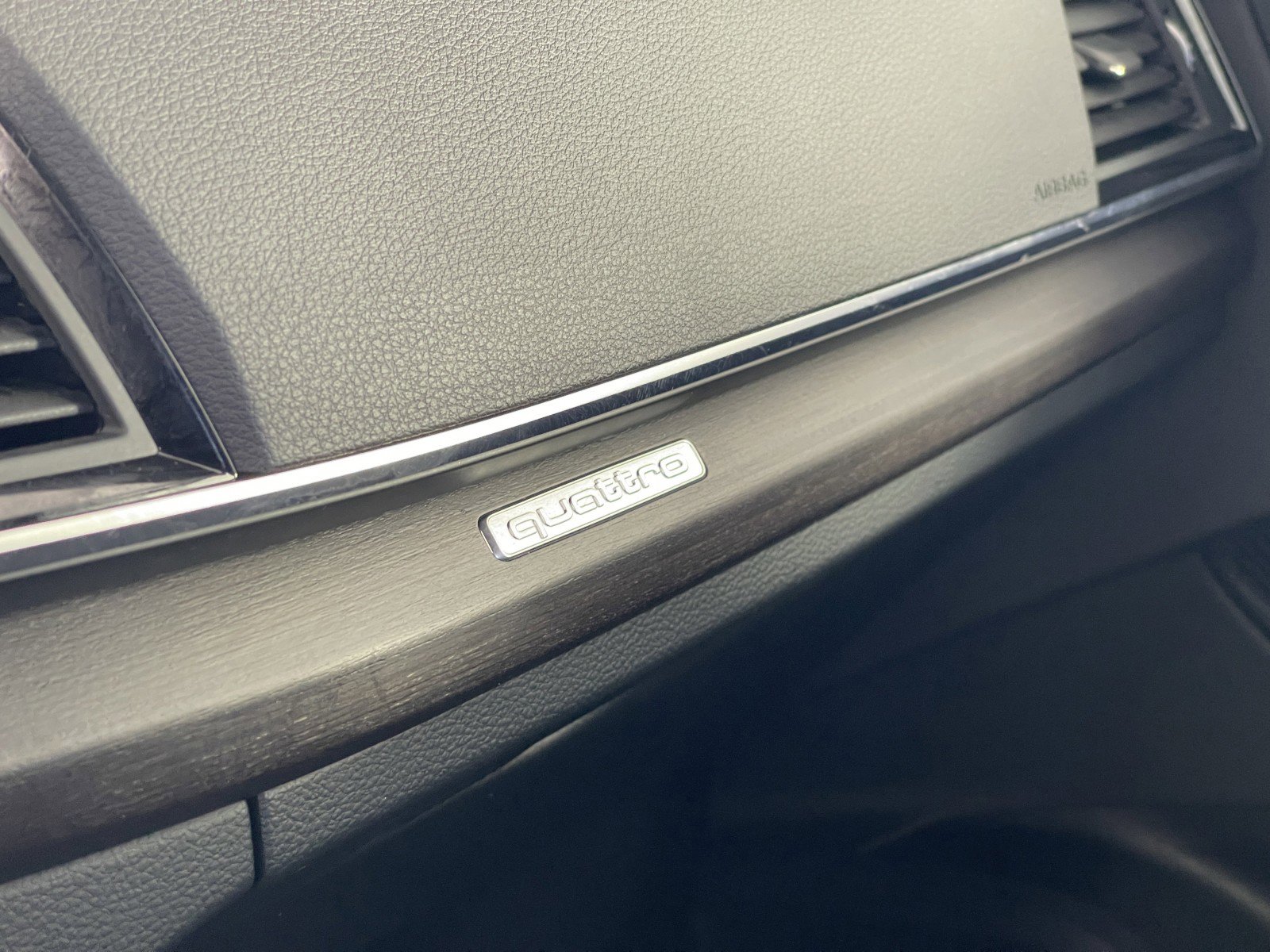 Used 2022 Audi Q5 2.0T Premium Plus w/ Premium Plus Package image 34