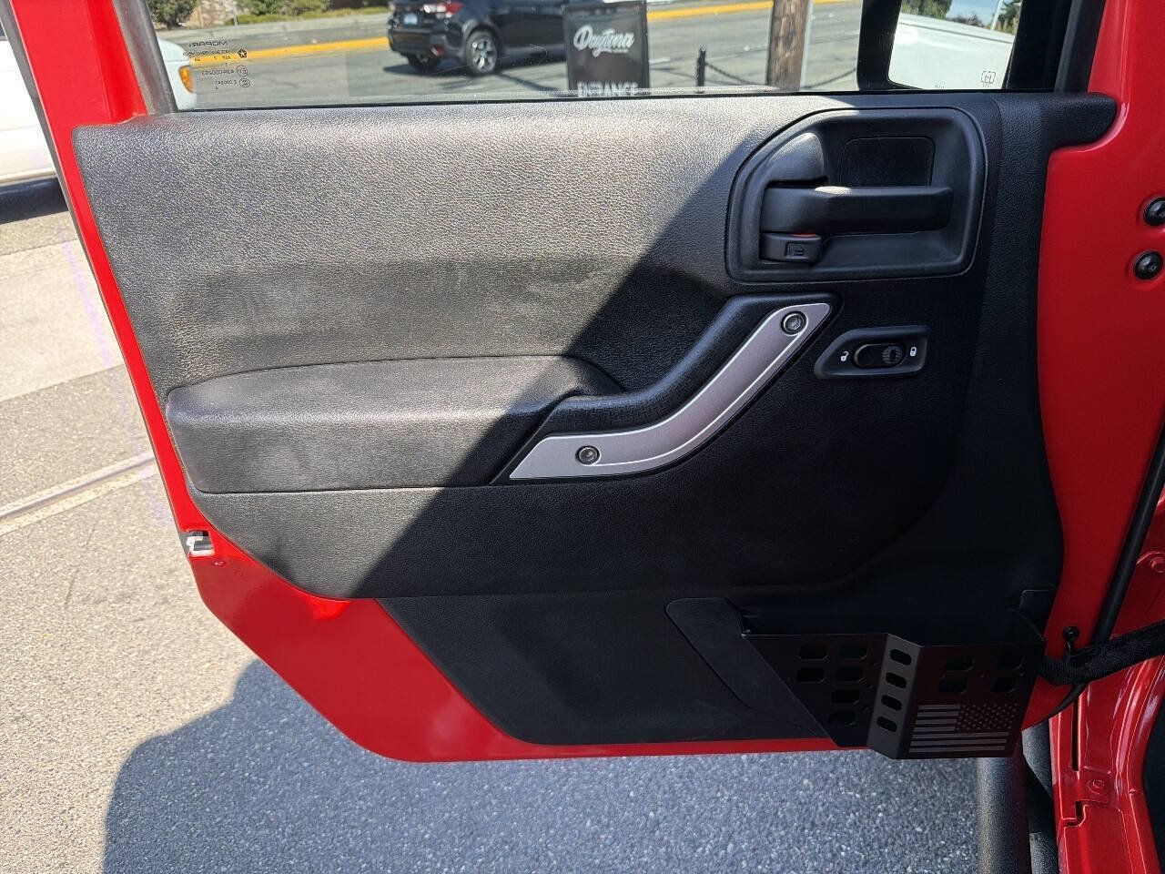 Used 2017 Jeep Wrangler Unlimited Sahara AWD/4WD image 43