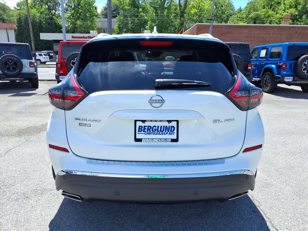 Used 2023 Nissan Murano SL w/ Cargo Package AWD/4WD image 5