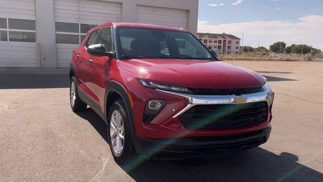 Used 2026 Chevrolet TrailBlazer LS AWD/4WD image 4