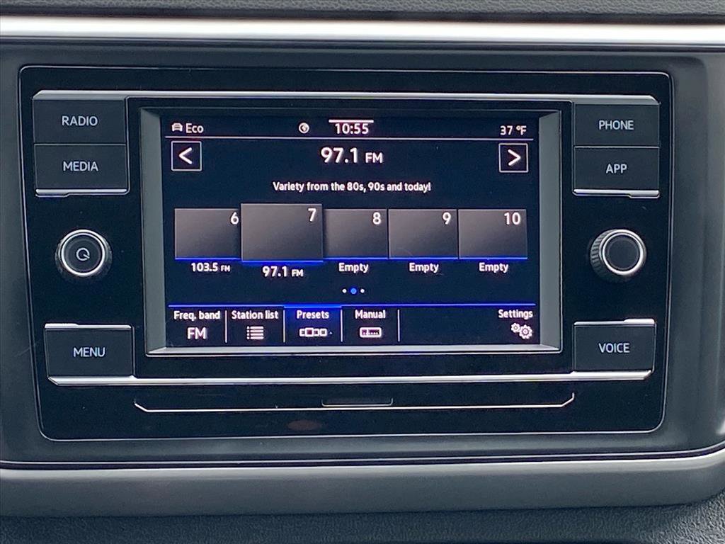 Used 2022 Volkswagen Atlas Cross Sport SE image 9