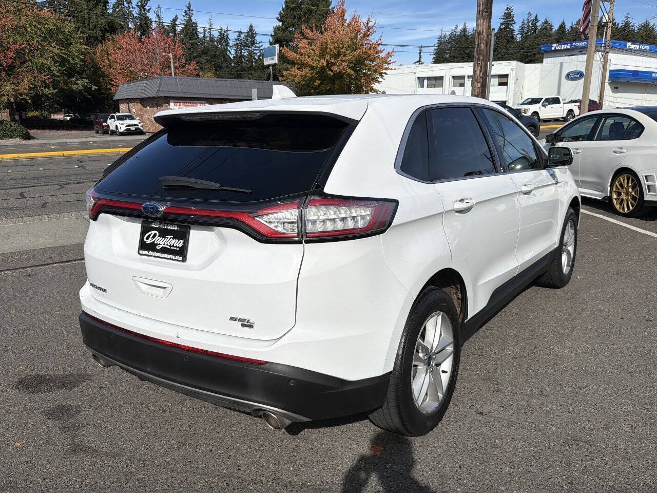 Used 2018 Ford Edge SEL AWD/4WD image 6