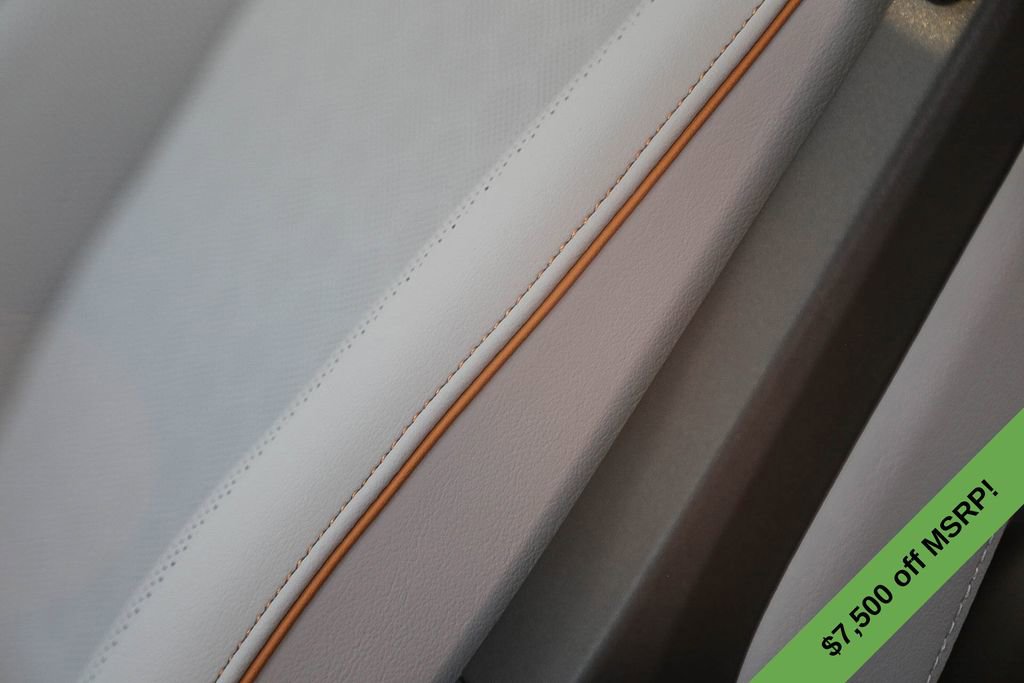 New 2025 Volkswagen ID. Buzz Pro S Plus image 33