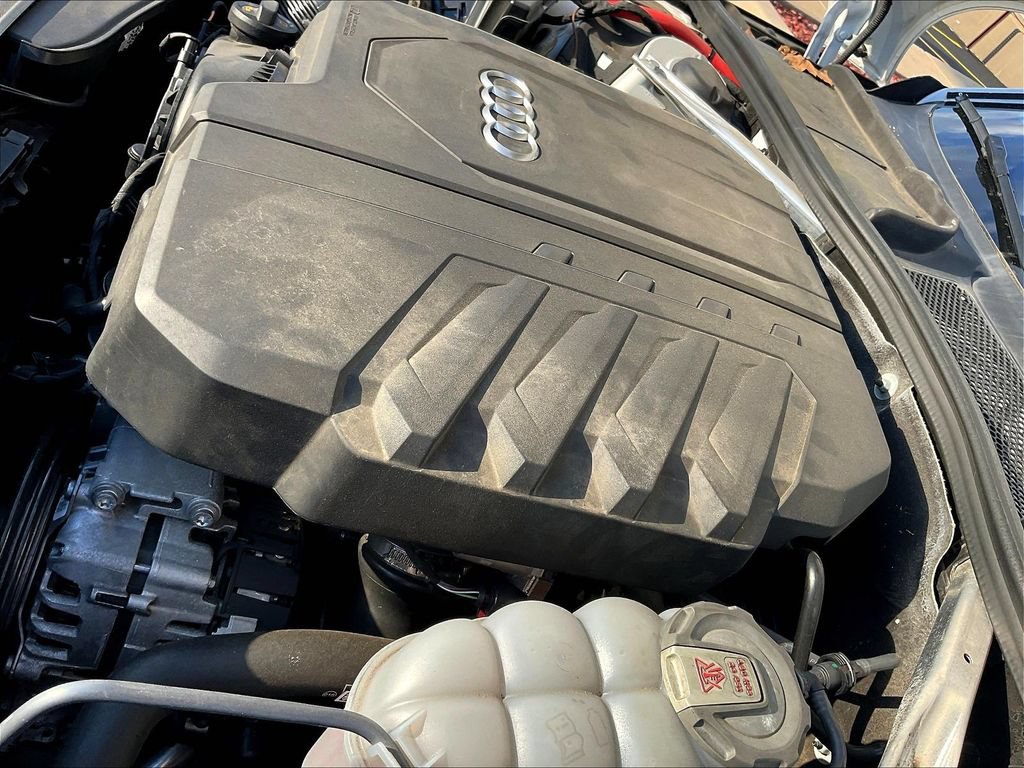Used 2022 Audi A4 2.0T Premium Plus AWD/4WD image 31