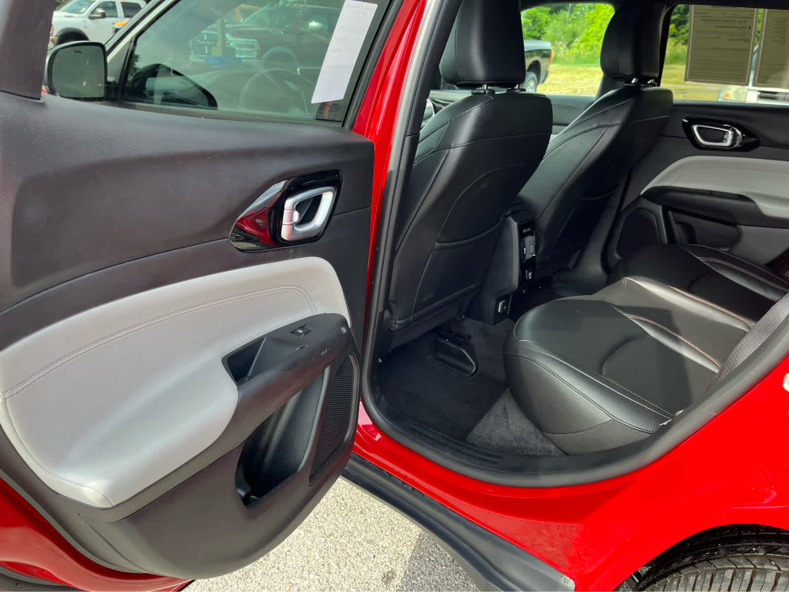 Used 2024 Jeep Compass Limited AWD/4WD image 20
