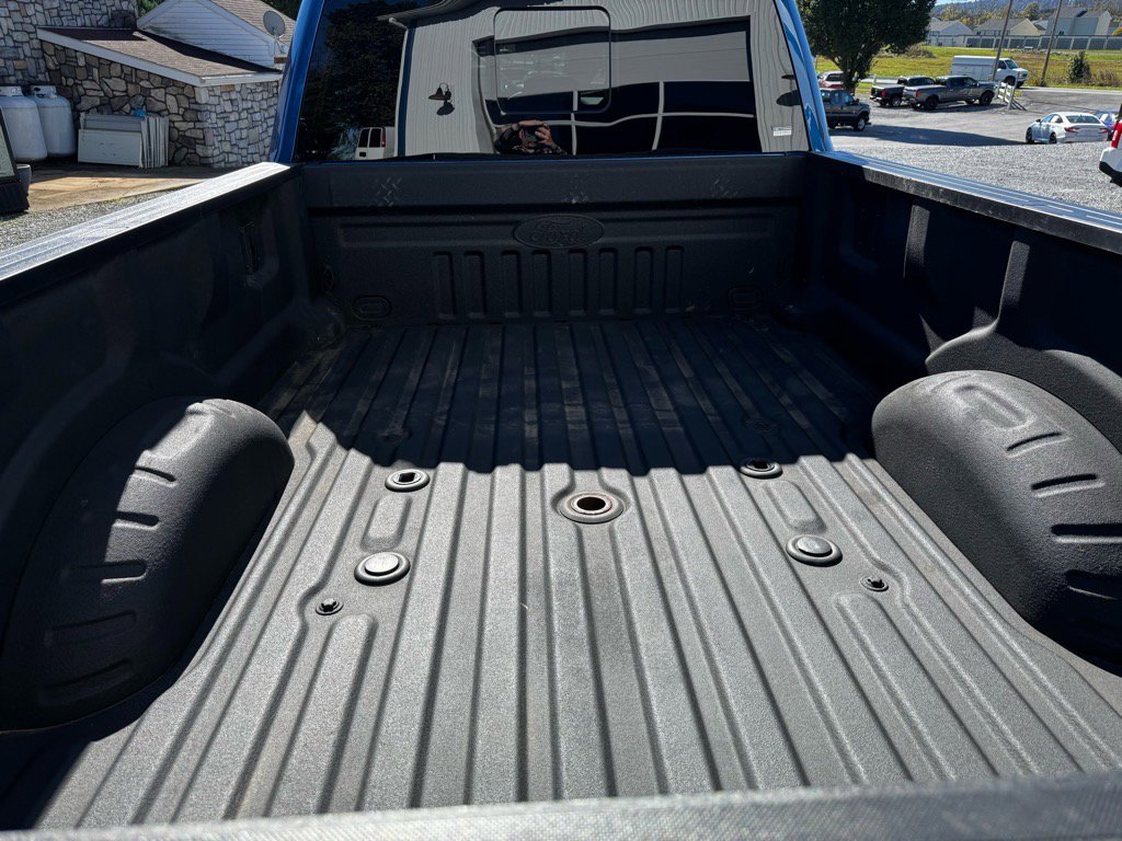 Used 2022 Ford F450 Limited w/ FX4 Off-Road Package image 29