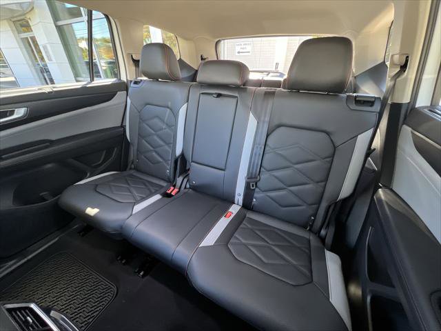 New 2026 Volkswagen Atlas Peak Edition image 22