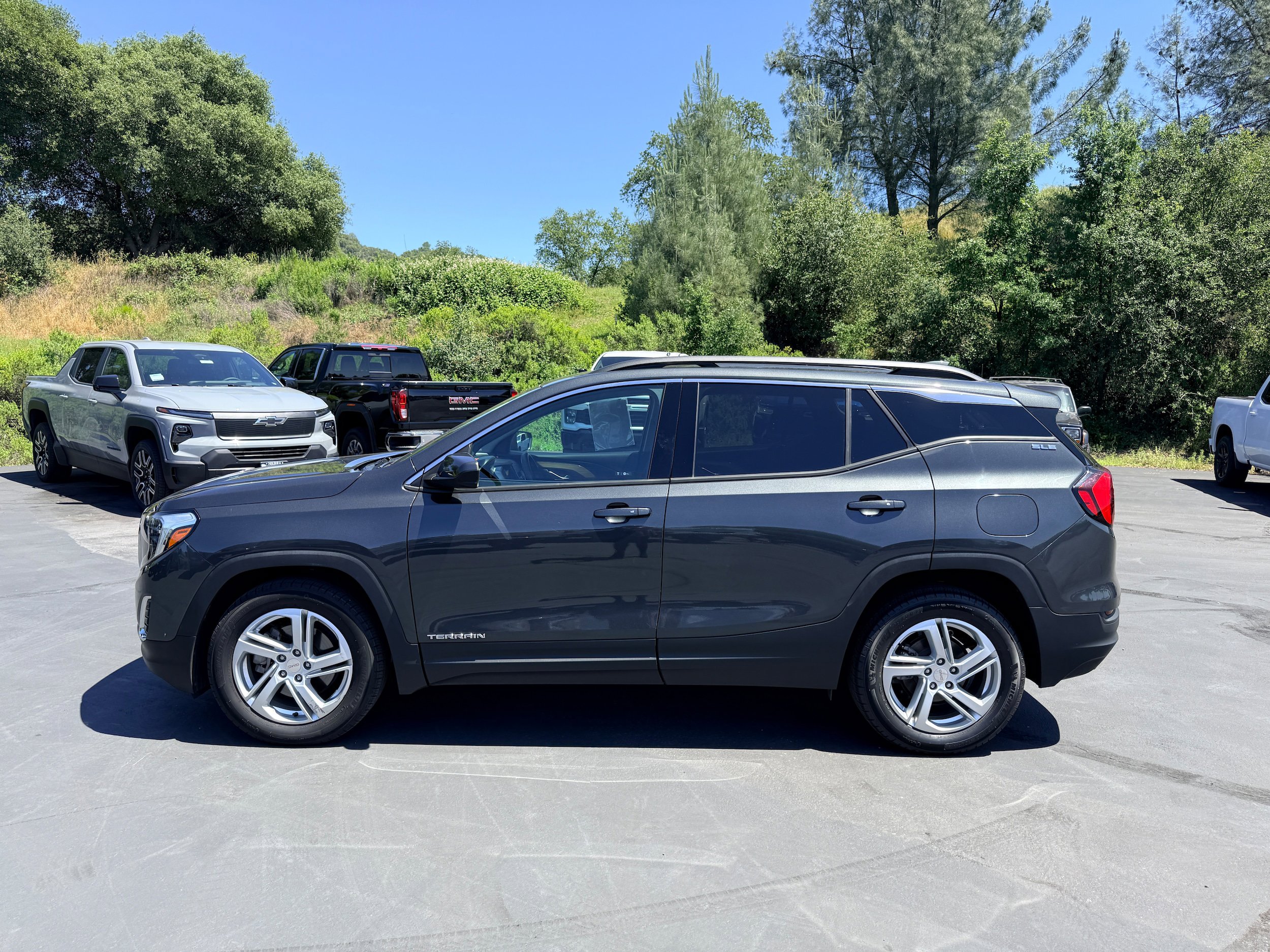 Used 2018 GMC Terrain SLE w/ Driver Convenience Package