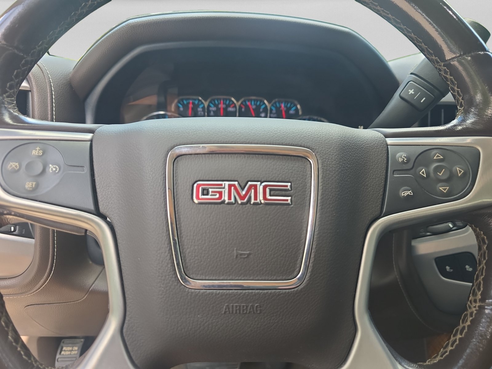 Used 2018 GMC Sierra 1500 SLT w/ SLT Premium Package AWD/4WD image 12