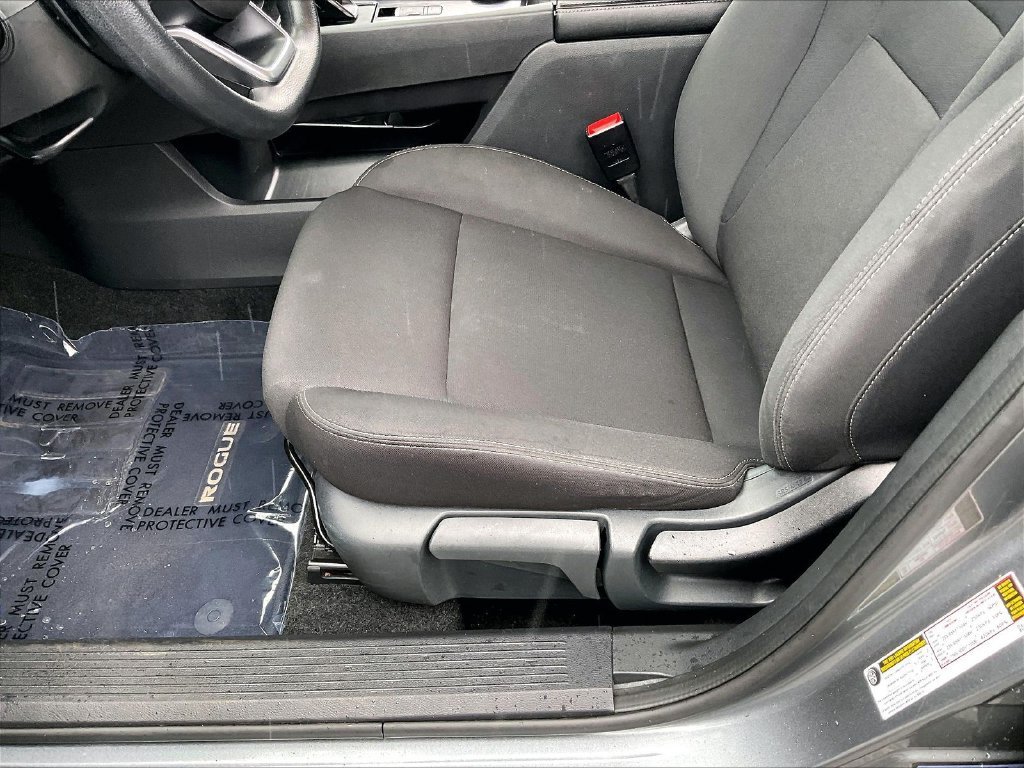 Used 2023 Nissan Rogue S AWD/4WD image 31