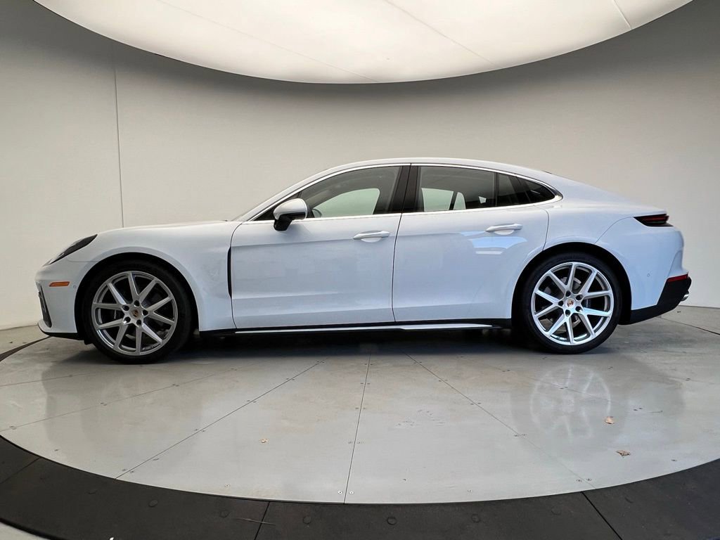 Used 2026 Porsche Panamera RWD image 2