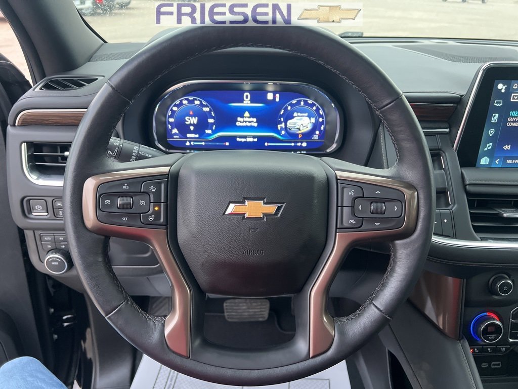 Used 2023 Chevrolet Suburban High Country image 16