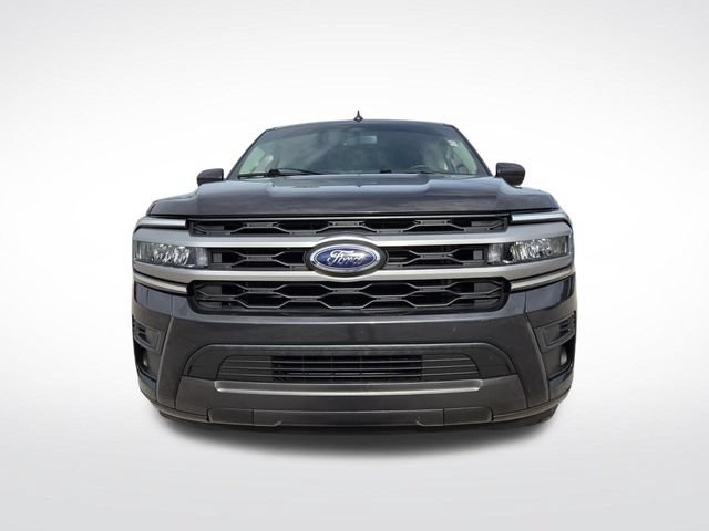 Certified 2022 Ford Expedition XLT RWD image 3