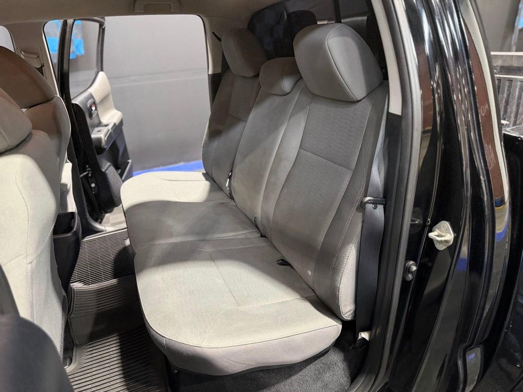 Used 2016 Toyota Tacoma SR5 w/ SR5 Appearance Package (SN) AWD/4WD image 20