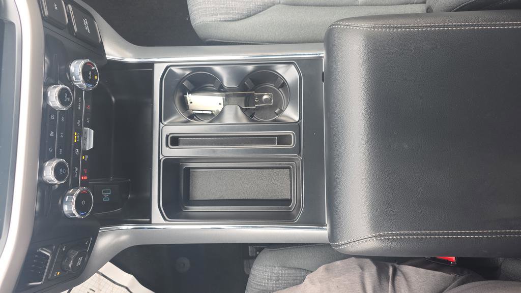 Certified 2022 Ford F150 XLT w/ Equipment Group 302A High image 26