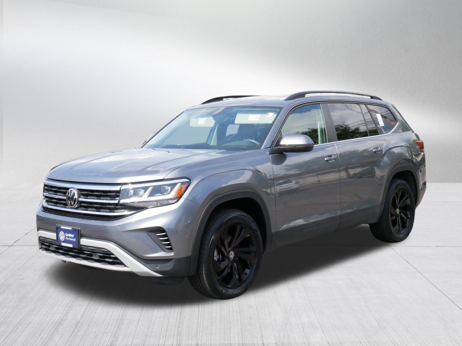 Certified 2023 Volkswagen Atlas SE w/ Panoramic Sunroof Package AWD/4WD image 3