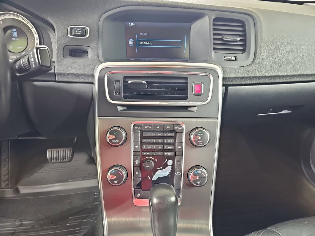 Used 2012 Volvo S60 T5 image 25