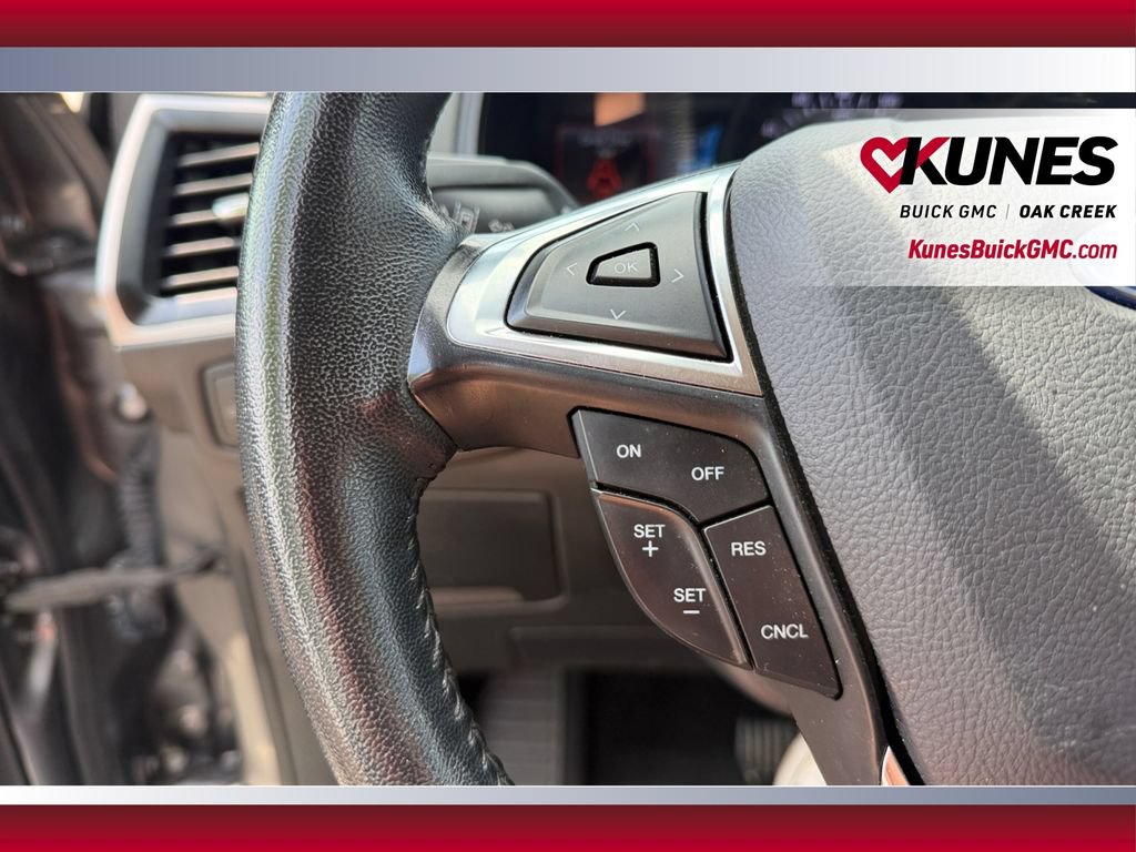 Used 2024 Ford Edge SEL AWD/4WD image 17