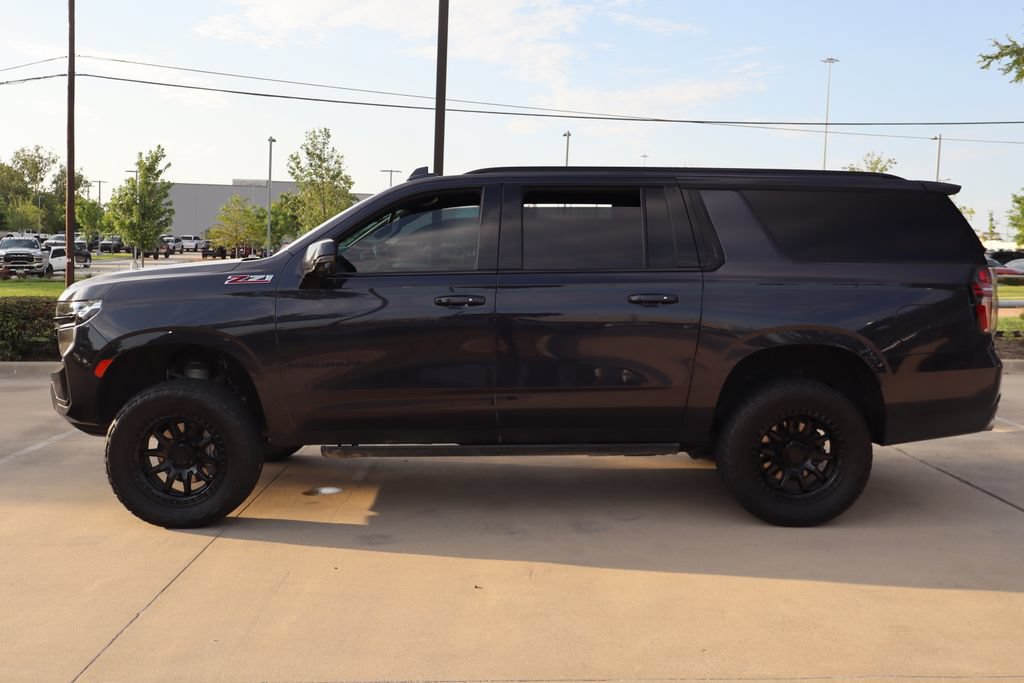 Used 2023 Chevrolet Suburban Z71 w/ Off-Road Capability Package AWD/4WD image 6