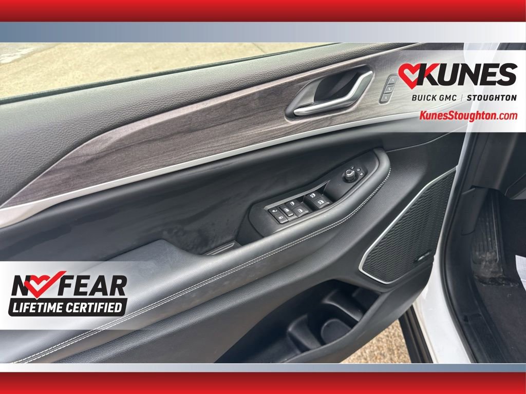 Used 2022 Jeep Grand Cherokee Limited 4xe image 19