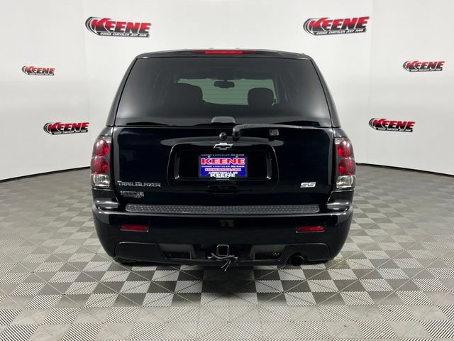 Used 2008 Chevrolet TrailBlazer SS w/ Sun And 6-Disc Cd Package AWD/4WD image 7