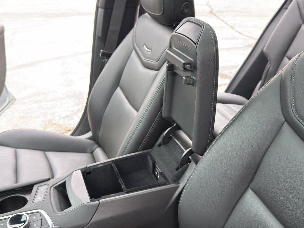 Used 2024 Cadillac XT6 Luxury w/ LPO, Floor Liner Package AWD/4WD image 19