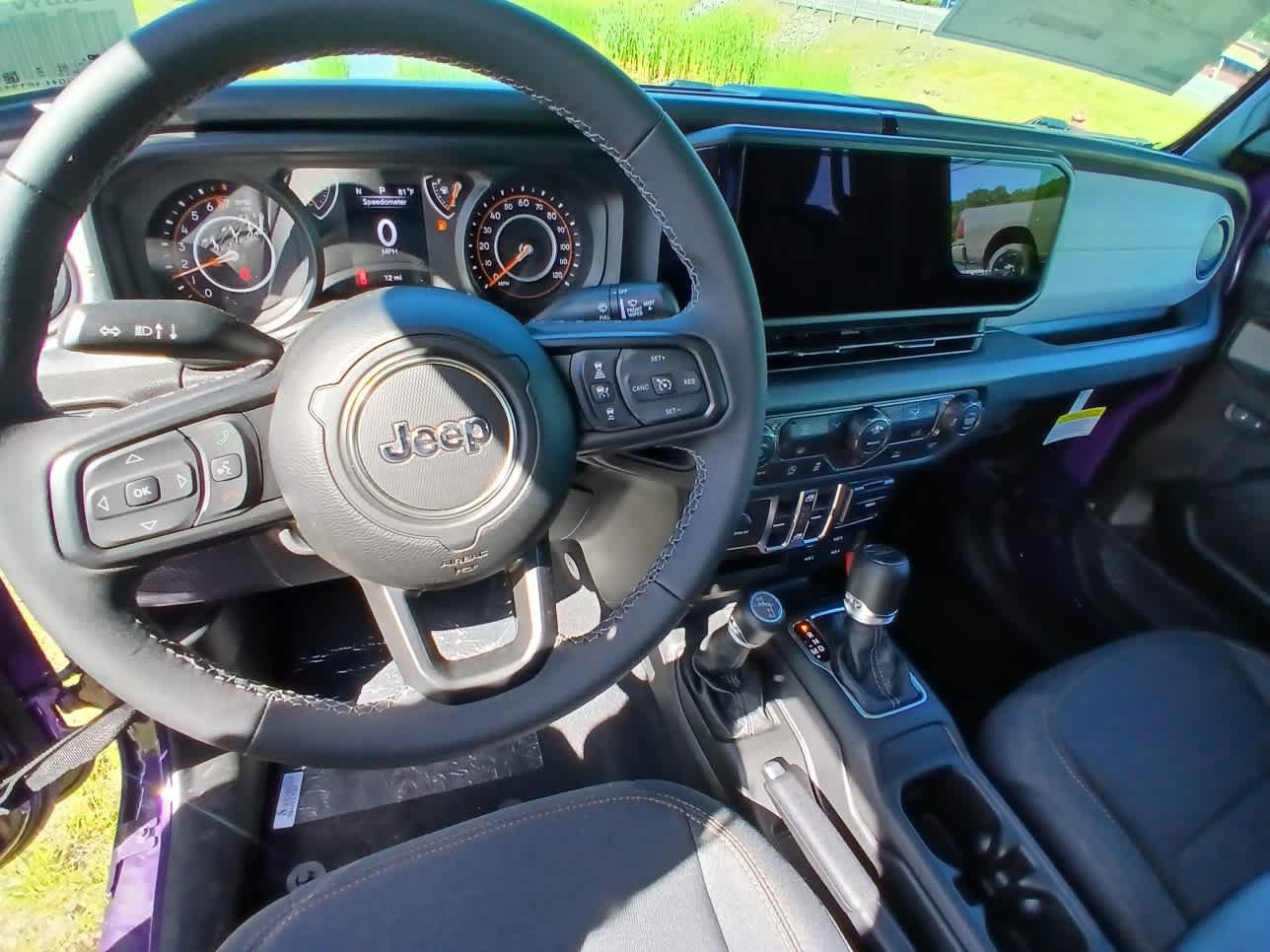 New 2026 Jeep Gladiator Sport AWD/4WD image 11