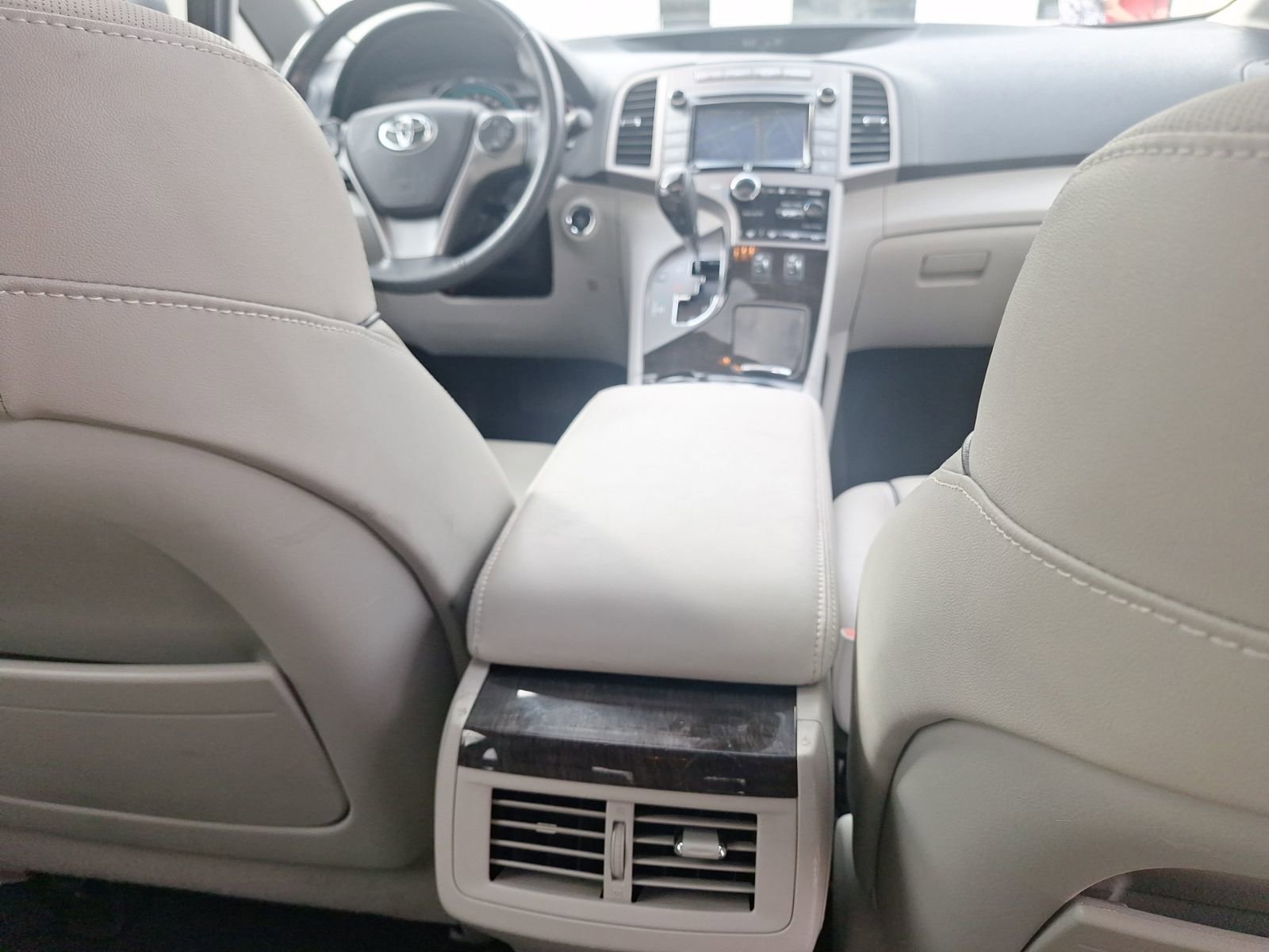 Used 2015 Toyota Venza XLE w/ XLE Premium Package image 33