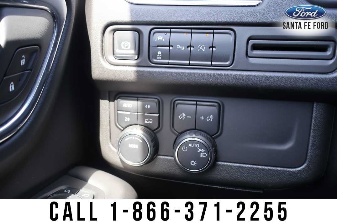 Used 2024 Chevrolet Tahoe LT AWD/4WD image 53